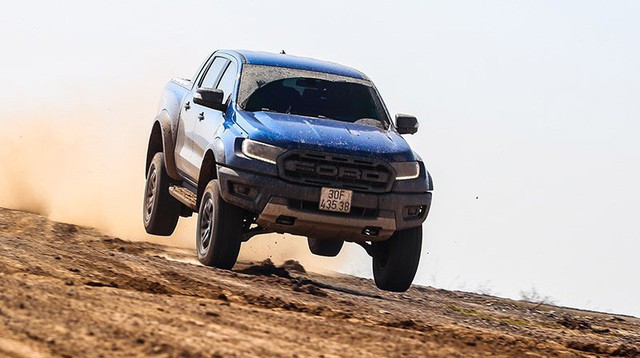 Ford Ranger Raptor - Đỉnh cao của giới hạn thách thức