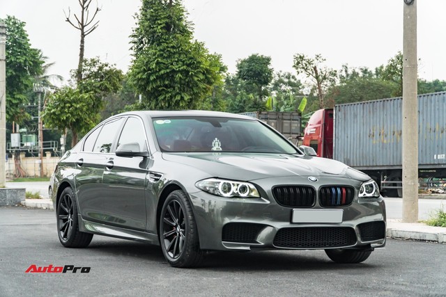 BMW 528i 2014 độ M5 giá 1,6 tỷ đồng - Riêng tiền độ thừa mua Kia Morning bản cao cấp - Ảnh 4.