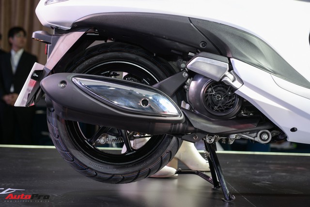 Đánh giá nhanh Yamaha Grande 2019 sử dụng động cơ hybrid vừa ra mắt tại Việt Nam - Ảnh 6.