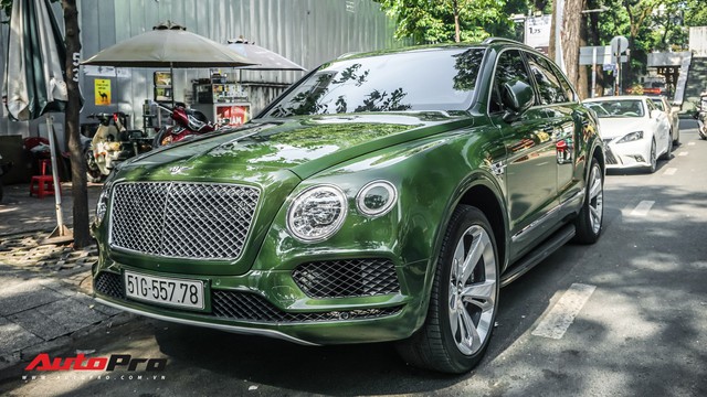 Bentley Bentayga màu xanh lục độc nhất Việt Nam tái xuất trên phố Sài Gòn - Ảnh 5.