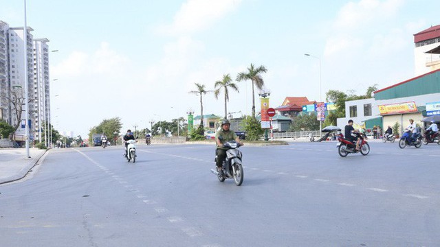 Ảnh: Cận cảnh phố 8 làn xe ở Hà Nội mang tên nhà tư sản Trịnh Văn Bô