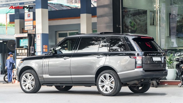 Range Rover Autobiography LWB Black Edition giá 8 tỷ - Giá của xe hiếm chỉ sản xuất 100 chiếc - Ảnh 5.
