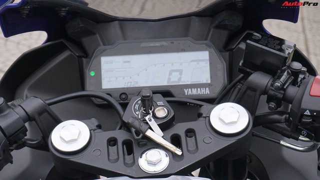 Đánh giá Yamaha R15 sau một tuần sử dụng: Sportbike đáng mua - Ảnh 12.