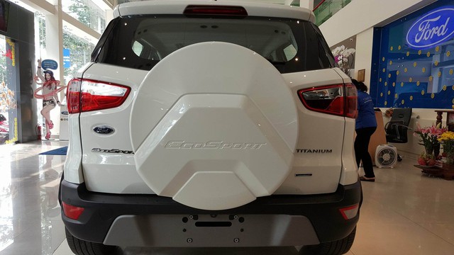 Ford EcoSport 2018 đã ra tại đại lý, loạn giá bán tạm tính - Ảnh 7.
