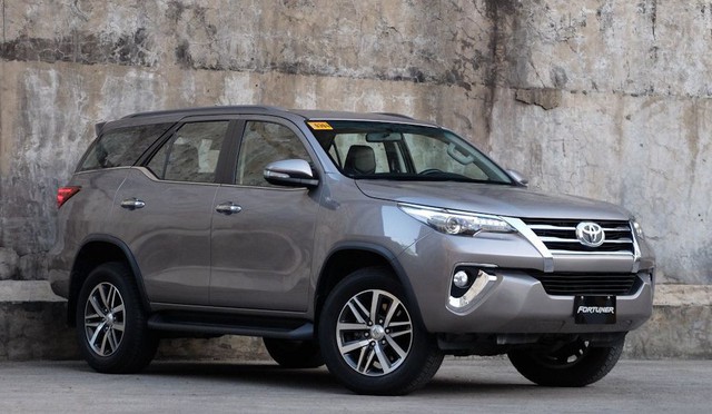 Cùng tầm tiền, chọn Toyota Fortuner hay SsangYong Rexton G4? - Ảnh 2.