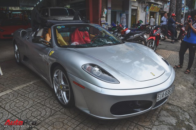 Ông chủ cà phê Trung Nguyên tậu thêm siêu xe Ferrari F430 Spider chơi Tết - Ảnh 1.