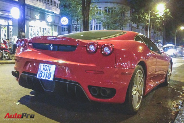 Ferrari F430 biển số Hải Phòng xuất hiện trên phố Sài Gòn dịp Tết - Ảnh 2. Ferrari F430 biển số Hải Phòng xuất hiện trên phố Sài Gòn dịp Tết - Ảnh 2.