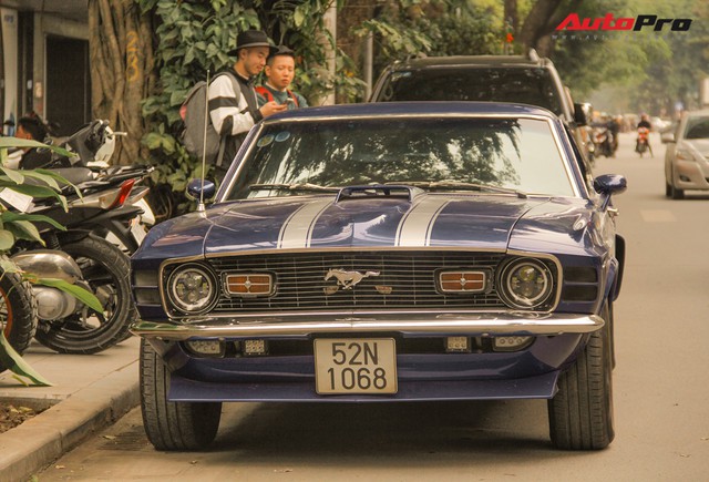 Huyền thoại Ford Mustang Fastback 1967 xuất hiện trên phố Hà Nội - Ảnh 3.
