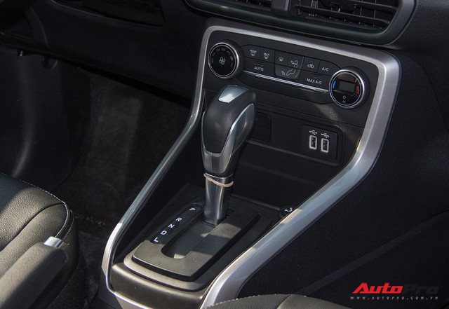 Chỉ nâng cấp nhưng Ford EcoSport 2018 lột xác mạnh mẽ như thế nào? - Ảnh 19. Chỉ nâng cấp nhưng Ford EcoSport 2018 lột xác mạnh mẽ như thế nào? - Ảnh 19.