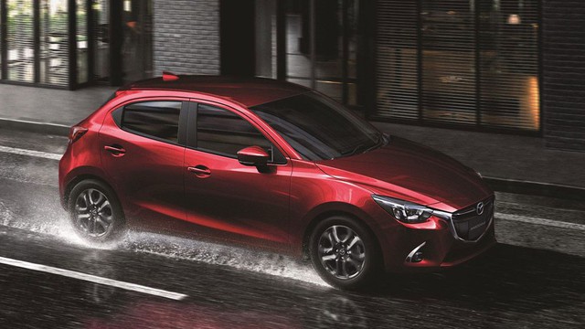 Mazda2 2018 chính thức ra mắt với giá bán không đổi