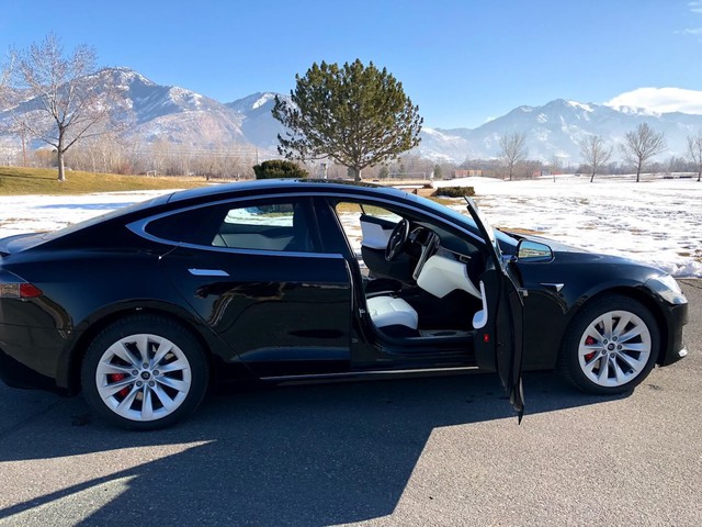 Tesla Model S trở thành xe chống đạn nhanh nhất thế giới - Ảnh 3. Tesla Model S trở thành xe chống đạn nhanh nhất thế giới - Ảnh 3.