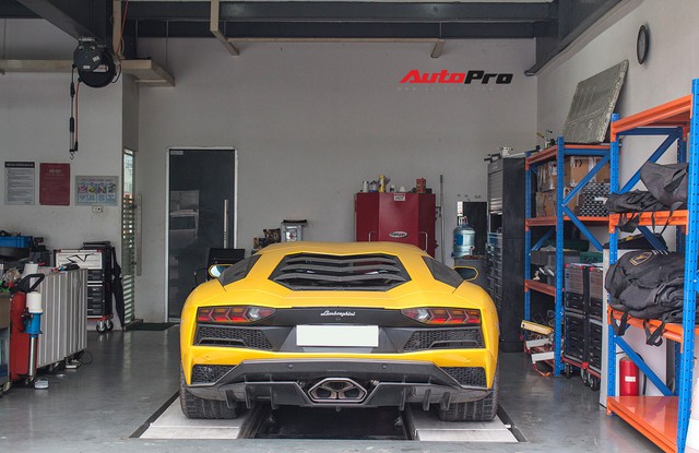 Bộ ba siêu xe Lamborghini được bảo dưỡng chính hãng trước khi đi Car & Passion 2018 - Ảnh 7.