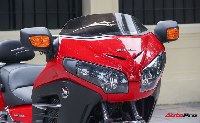Honda Gold Wing F6B 2013 lăn bánh 36.000km rao bán lại giá ngang Toyota Vios mới - Ảnh 21. Honda Gold Wing F6B 2013 lăn bánh 36.000km rao bán lại giá ngang Toyota Vios mới - Ảnh 21.