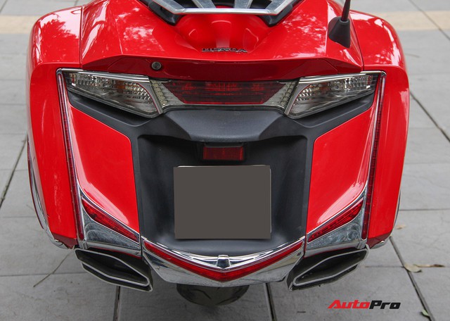 Honda Gold Wing F6B 2013 lăn bánh 36.000km rao bán lại giá ngang Toyota Vios mới - Ảnh 13. Honda Gold Wing F6B 2013 lăn bánh 36.000km rao bán lại giá ngang Toyota Vios mới - Ảnh 13.