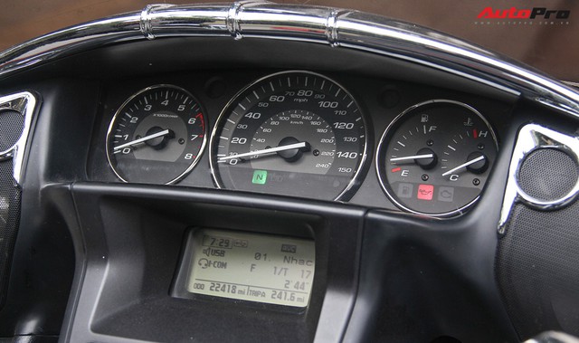 Honda Gold Wing F6B 2013 lăn bánh 36.000km rao bán lại giá ngang Toyota Vios mới - Ảnh 10. Honda Gold Wing F6B 2013 lăn bánh 36.000km rao bán lại giá ngang Toyota Vios mới - Ảnh 10.