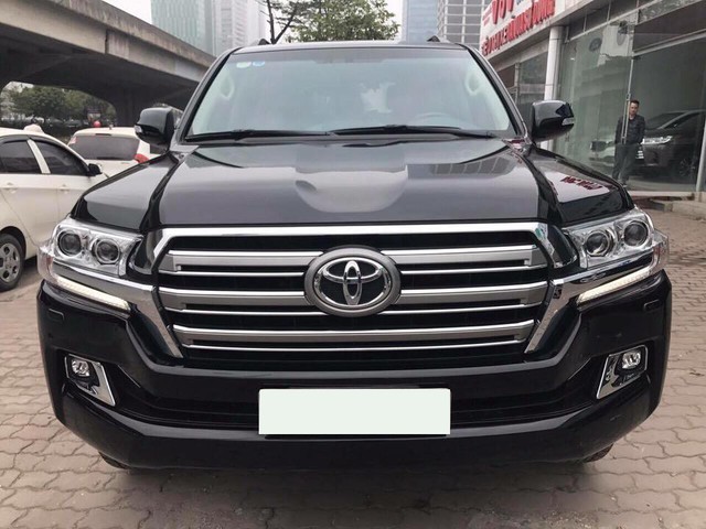 Toyota Land Cruiser VX 2016 lăn bánh 25.000km rao bán lại giá 3,8 tỷ đồng - Ảnh 3.