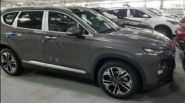 Hình ảnh thực tế và thông tin chi tiết đầu tiên về Hyundai Santa Fe 2019
