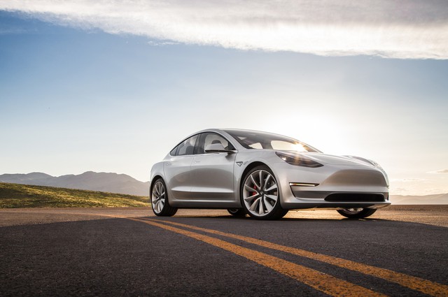 Tesla kiện ngược chính phủ Mỹ vì... Trung Quốc - Ảnh 1.