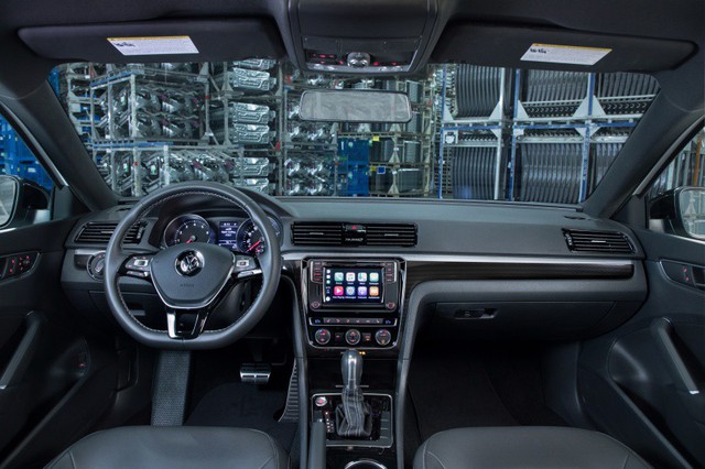 Volkswagen Passat GT trình làng tại Detroit 2018 - Ảnh 2.