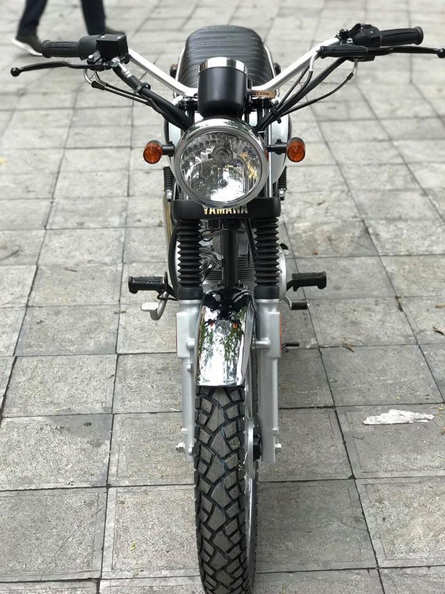 Xế phượt Yamaha YB125 SP 2017 độ scrambler đầu tiên tại Hà Nội - Ảnh 1.