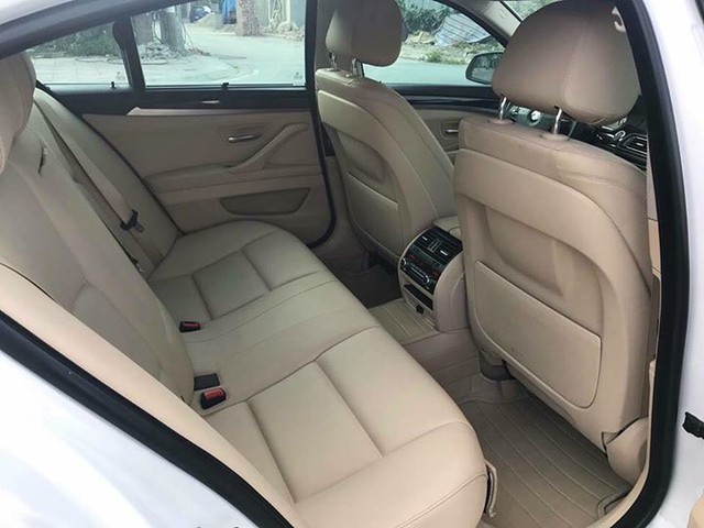 BMW 520i đời 2014 lăn bánh hơn 35.000 km rao bán lại giá 1,39 tỷ - Ảnh 10. BMW 520i đời 2014 lăn bánh hơn 35.000 km rao bán lại giá 1,39 tỷ - Ảnh 10.