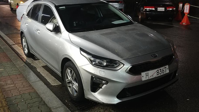 Kia Cee'd 2018 lộ diện - phiên bản mới của Kia Cerato?