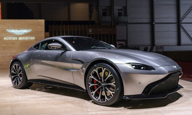 Aston Martin sẽ bán những mẫu xe nào tại Việt Nam? - Ảnh 7. Aston Martin sẽ bán những mẫu xe nào tại Việt Nam? - Ảnh 7.