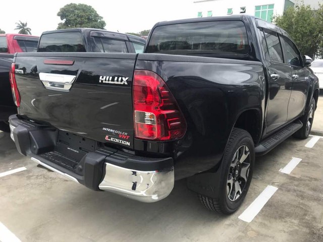 Toyota Hilux giống Tacoma tiếp tục ra mắt Đông Nam Á - Ảnh 2.
