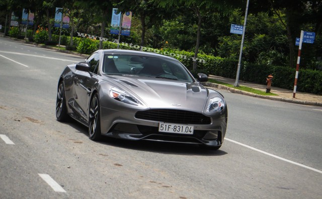 Điểm mặt những mẫu xe của Aston Martin đang lăn bánh tại Việt Nam - Ảnh 7.