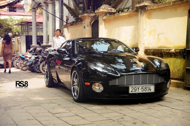 Điểm mặt những mẫu xe của Aston Martin đang lăn bánh tại Việt Nam - Ảnh 3.
