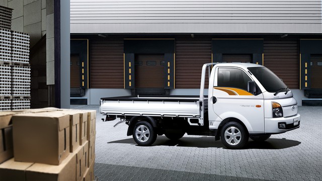 Nắm mảng xe thương mại, Hyundai Thành Công ra mắt sản phẩm mới giá 410 triệu đồng - Ảnh 1. Nắm mảng xe thương mại, Hyundai Thành Công ra mắt sản phẩm mới giá 410 triệu đồng - Ảnh 1.
