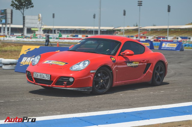Dàn siêu xe và xe thể thao đua tốc độ tại trường đua Đại Nam - Ảnh 3.