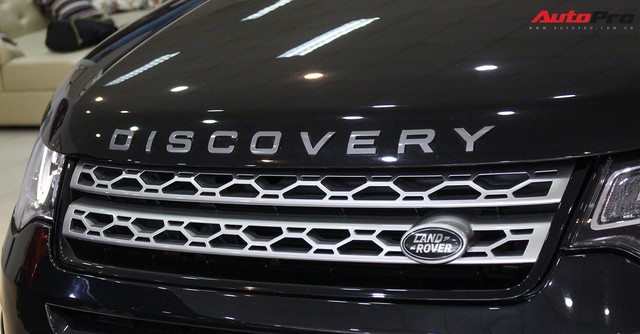 Land Rover Discovery Sport đi 8.000km bán lại giá ngang Toyota Land Cruiser Prado 2018 - Ảnh 13.