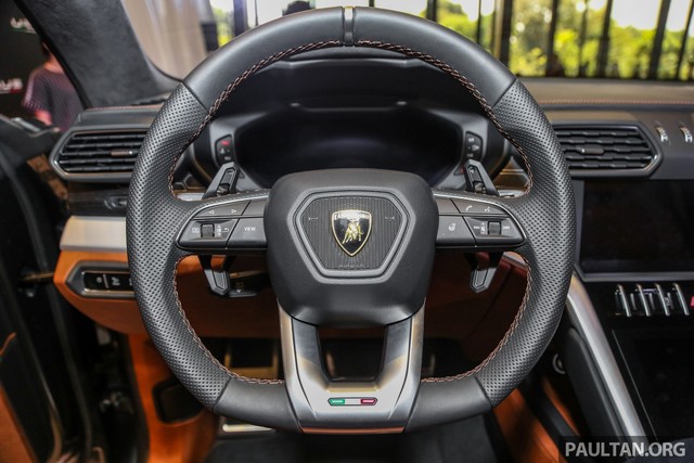 Siêu SUV Lamborghini Urus ra mắt tại Malaysia, giá khoảng 255.000 USD - Ảnh 13.
