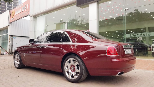 Cận cảnh Rolls-Royce Ghost biển ngũ quý 1 được rao bán lại giá 11,5 tỷ đồng - Ảnh 5.
