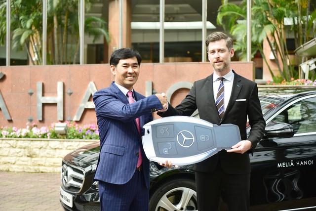 Khách sạn Melia Hà Nội đầu tư thêm xe sang Mercedes-Benz phục vụ du khách - Ảnh 3.