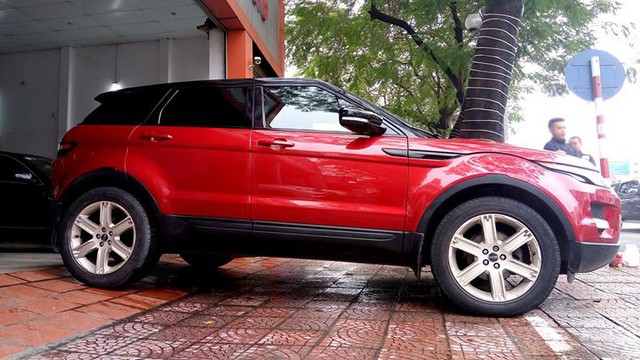 Range Rover Evoque từng của ca sĩ Tuấn Hưng được rao bán lại giá 1,53 tỷ đồng - Ảnh 5.