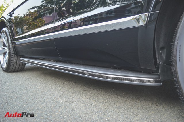 SUV siêu sang Bentley Bentayga chính hãng độ carbon vừa trao tay đại gia Sài Gòn - Ảnh 6.