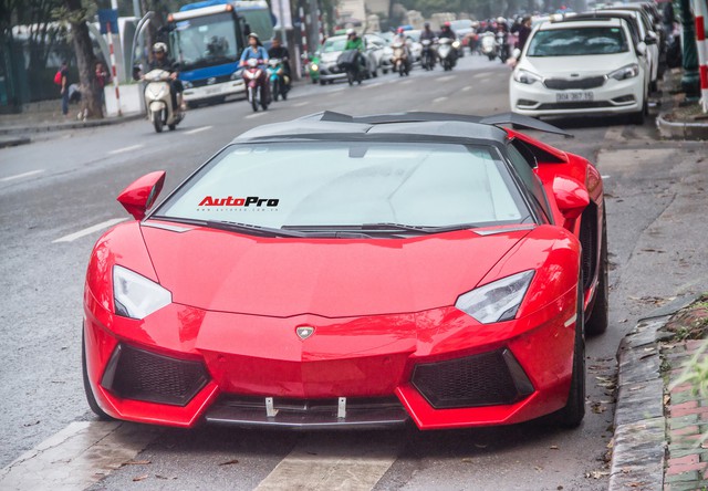 Lamborghini Aventador Roadster độ cánh gió, mâm ADV.1 tại Hà Nội - Ảnh 23.