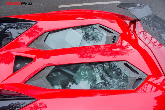 Lamborghini Aventador Roadster độ cánh gió, mâm ADV.1 tại Hà Nội - Ảnh 7. Lamborghini Aventador Roadster độ cánh gió, mâm ADV.1 tại Hà Nội - Ảnh 7.
