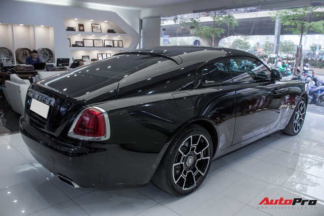 Rolls-Royce Wraith dán decal đổi màu phong cách Black Badge tại Hà Nội - Ảnh 16.