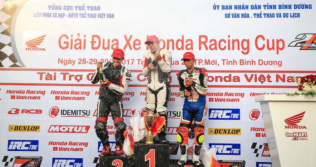 Hai tay đua 9X Việt Nam bắt đầu tranh tài giải đua mô tô châu Á 2018 tại Thái Lan - Ảnh 1.