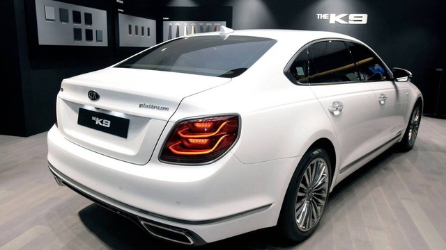 Chính thức ra mắt Kia K9 - Xe Hàn tham vọng chung mâm Mercedes-Benz S-Class - Ảnh 2.