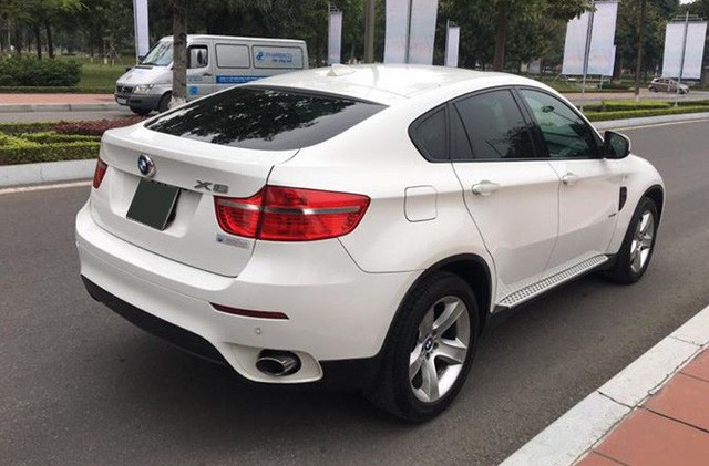 BMW X6 10 năm tuổi rao bán lại giá 888 triệu đồng tại Hà Nội - Ảnh 3.