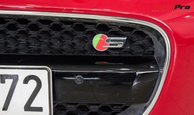Báo đỏ Jaguar F-Type S mui trần độc nhất Việt Nam rao bán lại giá 4,3 tỷ đồng - Ảnh 22.