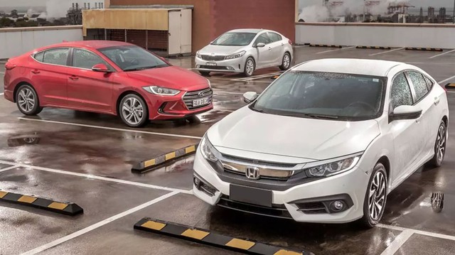 Sedan hạng C tại Việt Nam bắt đầu cuộc đua về giá và trang bị