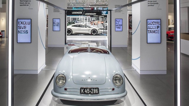Ngắm nhìn những tinh tuý của Porsche trong 70 năm qua ảnh - Ảnh 3.