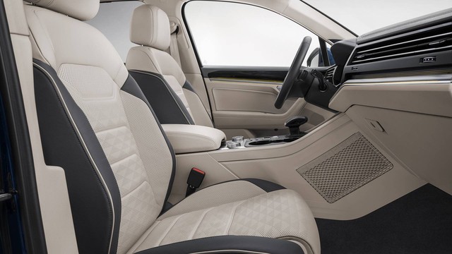 Ra mắt Volkswagen Touareg 2019: Lột xác toàn diện để lên đời xe sang - Ảnh 9. Ra mắt Volkswagen Touareg 2019: Lột xác toàn diện để lên đời xe sang - Ảnh 9.
