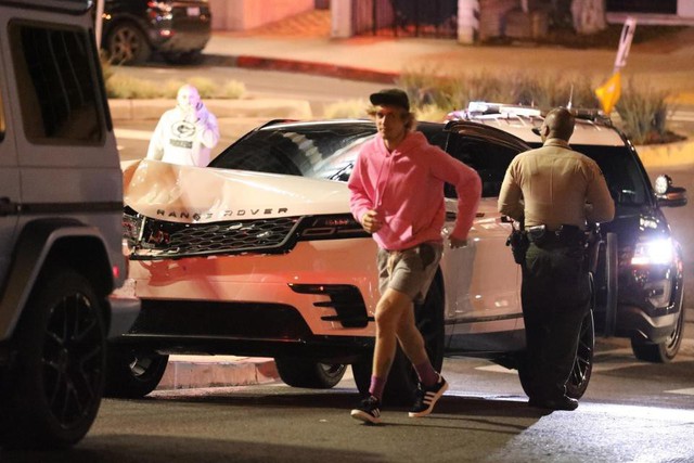Mercedes-AMG G63 của ca sĩ Justin Bieber bị Range Rover Velar đâm từ phía sau - Ảnh 2.
