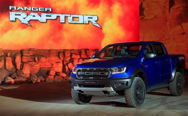 Đại lý rao Ford Ranger Raptor sắp về Việt Nam, giá trên 1 tỷ đồng - Ảnh 1.